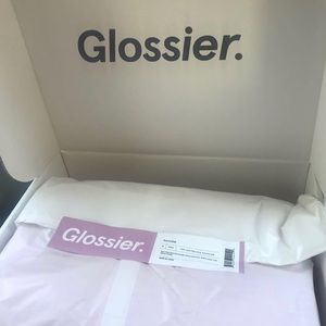 GLOSSIER HAT BRAND NEW | PERFECT CONDITION